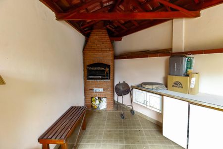 Casa à venda com 200m², 3 quartos e 2 vagas Casa à venda com 200m², 3 quartos e 2 vagasChurrasqueira