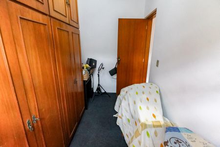 Casa à venda com 200m², 3 quartos e 2 vagas Casa à venda com 200m², 3 quartos e 2 vagasQuarto 2