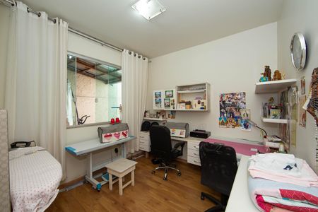 Casa para alugar com 235m², 4 quartos e 7 vagas Casa para alugar com 235m², 4 quartos e 7 vagasQUARTO2