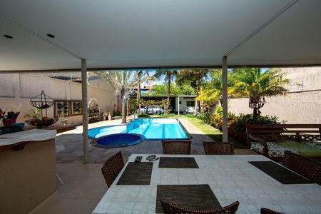 Casa para alugar com 235m², 4 quartos e 7 vagas Casa para alugar com 235m², 4 quartos e 7 vagasESPACO GOURMET