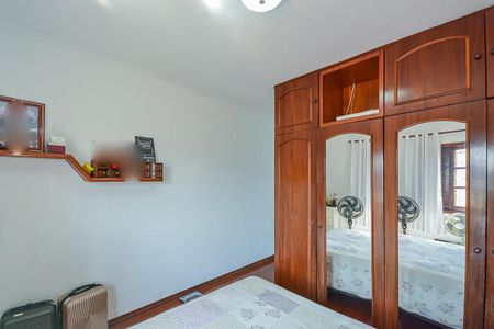 Casa à venda com 150m², 3 quartos e 3 vagas Casa à venda com 150m², 3 quartos e 3 vagasQuarto 2