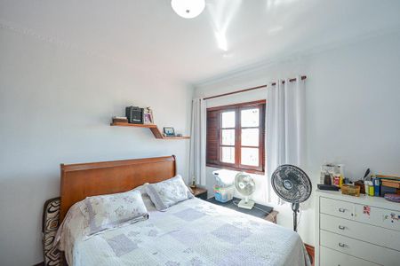Casa à venda com 150m², 3 quartos e 3 vagas Casa à venda com 150m², 3 quartos e 3 vagasQuarto 2