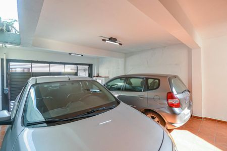 Casa à venda com 150m², 3 quartos e 3 vagas Casa à venda com 150m², 3 quartos e 3 vagasGaragem