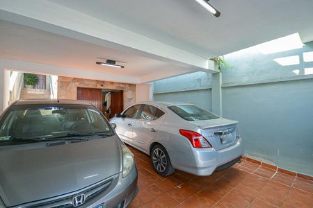 Casa à venda com 150m², 3 quartos e 3 vagas Casa à venda com 150m², 3 quartos e 3 vagasGaragem