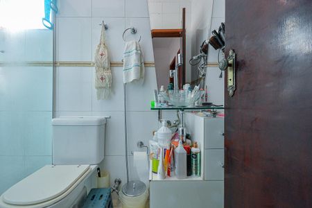Casa à venda com 150m², 3 quartos e 3 vagas Casa à venda com 150m², 3 quartos e 3 vagasBanheiro 2