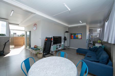 Apartamento à venda com 150m², 3 quartos e 2 vagas Apartamento à venda com 150m², 3 quartos e 2 vagasCOBERTURA