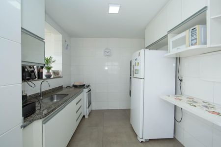 Apartamento à venda com 150m², 3 quartos e 2 vagas Apartamento à venda com 150m², 3 quartos e 2 vagasCOZINHA