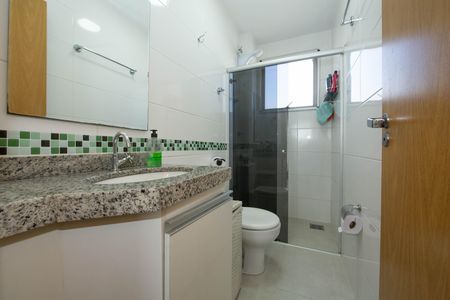 Apartamento à venda com 150m², 3 quartos e 2 vagas Apartamento à venda com 150m², 3 quartos e 2 vagasBANHEIRO2