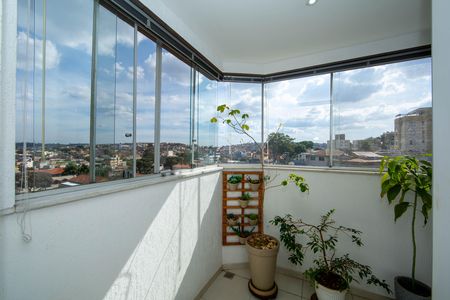 Apartamento à venda com 150m², 3 quartos e 2 vagas Apartamento à venda com 150m², 3 quartos e 2 vagasAREA DE SERVICO