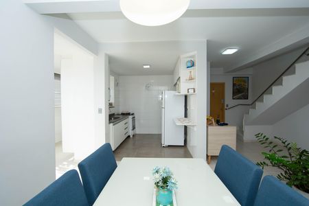 Apartamento à venda com 150m², 3 quartos e 2 vagas Apartamento à venda com 150m², 3 quartos e 2 vagasSALA