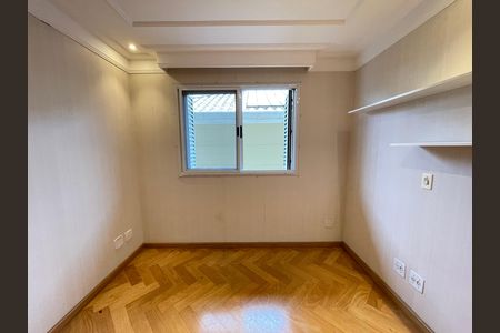 Casa de condomínio para alugar com 230m², 4 quartos e 4 vagas Casa de condomínio para alugar com 230m², 4 quartos e 4 vagasQuarto 3