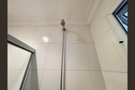 Casa de condomínio para alugar com 230m², 4 quartos e 4 vagas Casa de condomínio para alugar com 230m², 4 quartos e 4 vagasBanheiro 1