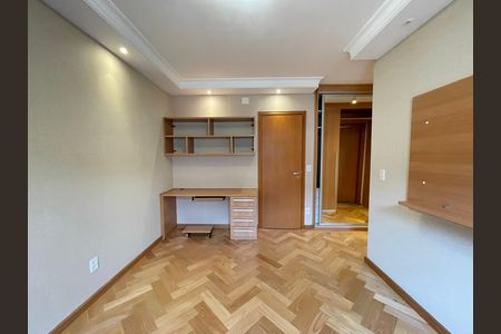 Casa de condomínio para alugar com 230m², 4 quartos e 4 vagas Casa de condomínio para alugar com 230m², 4 quartos e 4 vagasQuarto 4