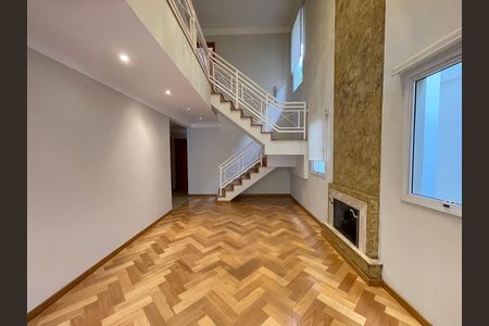 Casa de condomínio para alugar com 230m², 4 quartos e 4 vagas Casa de condomínio para alugar com 230m², 4 quartos e 4 vagasSala