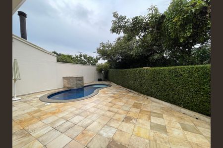 Casa de condomínio para alugar com 230m², 4 quartos e 4 vagas Casa de condomínio para alugar com 230m², 4 quartos e 4 vagasPiscina