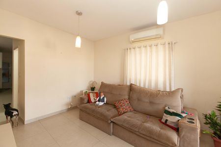 Casa para alugar com 180m², 3 quartos e 3 vagas