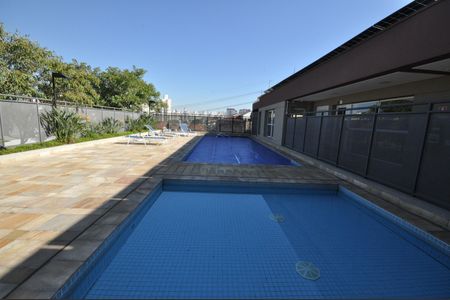 Apartamento à venda com 60m², 2 quartos e 2 vagasÁrea comum - Piscina