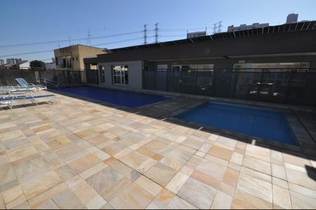Apartamento à venda com 60m², 2 quartos e 2 vagasÁrea comum - Piscina