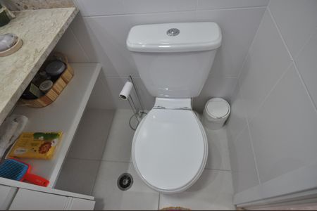 Apartamento à venda com 60m², 2 quartos e 2 vagasBanheiro Social