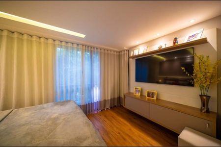 Casa de condomínio à venda com 199m², 4 quartos e 2 vagas Casa de condomínio à venda com 199m², 4 quartos e 2 vagasSuíte 1