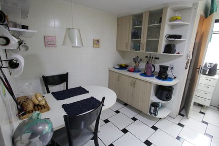 Apartamento à venda com 98m², 3 quartos e 1 vagaCozinha