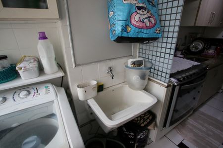 Apartamento à venda com 98m², 3 quartos e 1 vagaÁrea de Serviço
