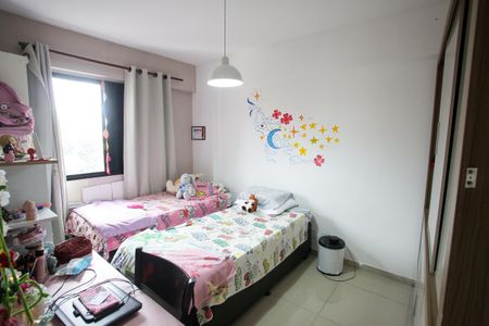 Apartamento à venda com 98m², 3 quartos e 1 vagaQuarto 2