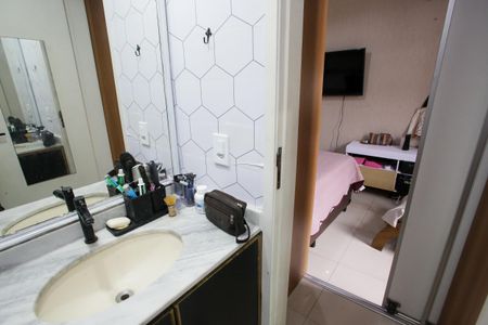Apartamento à venda com 98m², 3 quartos e 1 vagaBanheiro da Suíte
