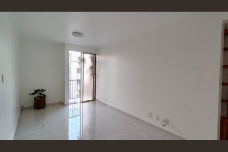 Apartamento para alugar com 2 quartos, 60m² em Jardim Santa Monica, São Paulo