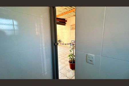 Casa para alugar com 45m², 1 quarto e sem vaga Casa para alugar com 45m², 1 quarto e sem vagaBanheiro 1