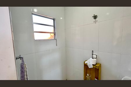 Banheiro 1 de casa para alugar com 1 quarto, 45m² em Água Chata, Guarulhos