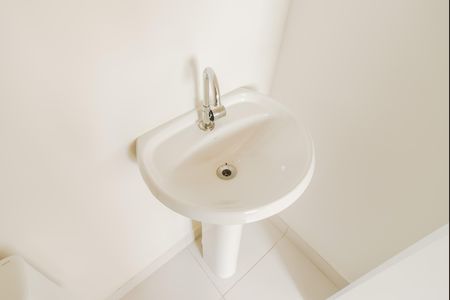 Studio para alugar com 30m², 1 quarto e sem vaga Studio para alugar com 30m², 1 quarto e sem vagaBanheiro