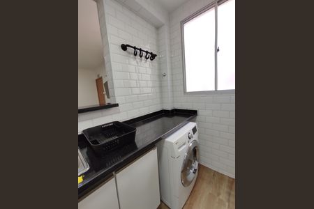 Área de Serviço de apartamento à venda com 2 quartos, 45m² em Califórnia, Contagem