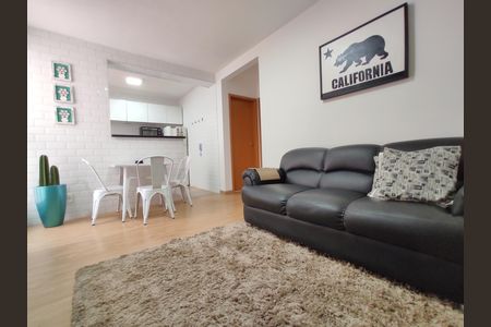 Sala de apartamento à venda com 2 quartos, 45m² em Califórnia, Contagem