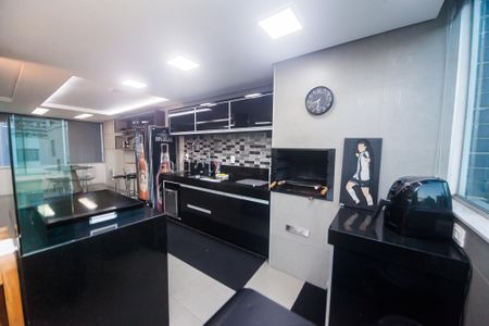 Apartamento para alugar com 210m², 3 quartos e 2 vagas Apartamento para alugar com 210m², 3 quartos e 2 vagasChurrasqueira - cobertura