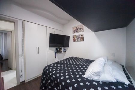 Apartamento para alugar com 210m², 3 quartos e 2 vagas Apartamento para alugar com 210m², 3 quartos e 2 vagasQuarto