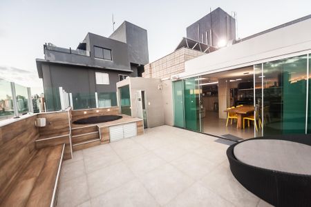 Apartamento para alugar com 210m², 3 quartos e 2 vagas Apartamento para alugar com 210m², 3 quartos e 2 vagasÁrea externa - cobertura