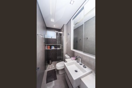 Apartamento para alugar com 210m², 3 quartos e 2 vagas Apartamento para alugar com 210m², 3 quartos e 2 vagasBanheiro Social