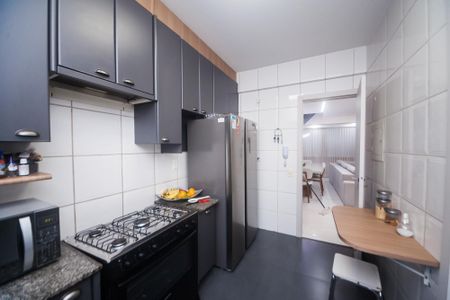 Apartamento para alugar com 210m², 3 quartos e 2 vagas Apartamento para alugar com 210m², 3 quartos e 2 vagasCozinha
