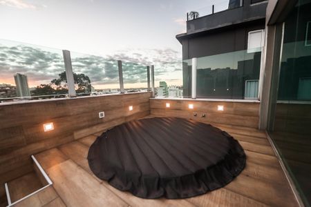 Apartamento para alugar com 210m², 3 quartos e 2 vagas Apartamento para alugar com 210m², 3 quartos e 2 vagasÁrea externa - cobertura
