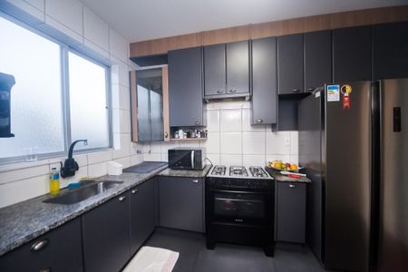 Apartamento para alugar com 210m², 3 quartos e 2 vagas Apartamento para alugar com 210m², 3 quartos e 2 vagasCozinha
