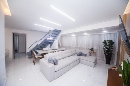sala de apartamento para alugar com 3 quartos, 210m² em Buritis, Belo Horizonte
