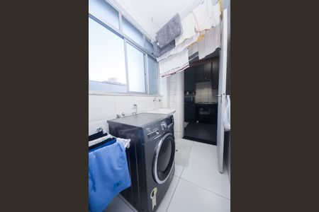 Apartamento para alugar com 210m², 3 quartos e 2 vagas Apartamento para alugar com 210m², 3 quartos e 2 vagasÁrea de Serviço