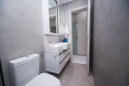 Apartamento para alugar com 210m², 3 quartos e 2 vagas Apartamento para alugar com 210m², 3 quartos e 2 vagasBanheiro Social