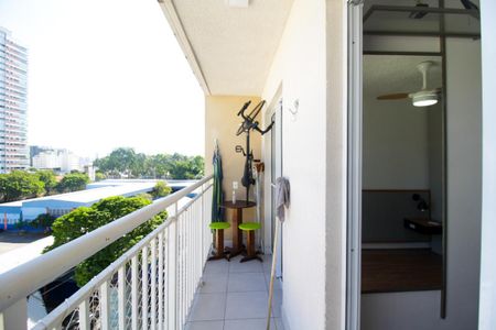 Apartamento para alugar com 28m², 1 quarto e sem vagaSacada