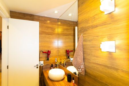Apartamento à venda com 56m², 2 quartos e 1 vaga Apartamento à venda com 56m², 2 quartos e 1 vagaBanheiro 2