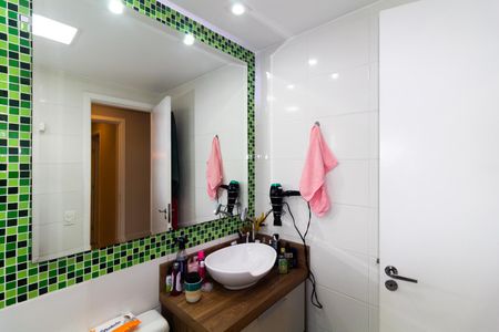 Apartamento à venda com 56m², 2 quartos e 1 vaga Apartamento à venda com 56m², 2 quartos e 1 vagaBanheiro da Suíte