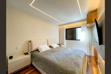 Apartamento à venda com 168m², 4 quartos e 3 vagas Apartamento à venda com 168m², 4 quartos e 3 vagasQuarto