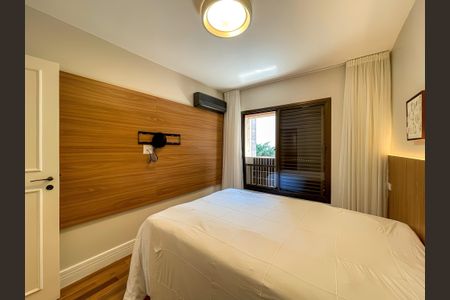 Apartamento à venda com 168m², 4 quartos e 3 vagas Apartamento à venda com 168m², 4 quartos e 3 vagasQuarto