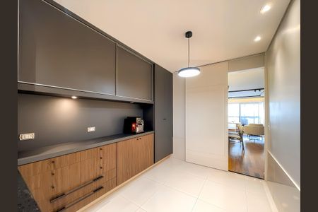 Apartamento à venda com 168m², 4 quartos e 3 vagas Apartamento à venda com 168m², 4 quartos e 3 vagasCozinha